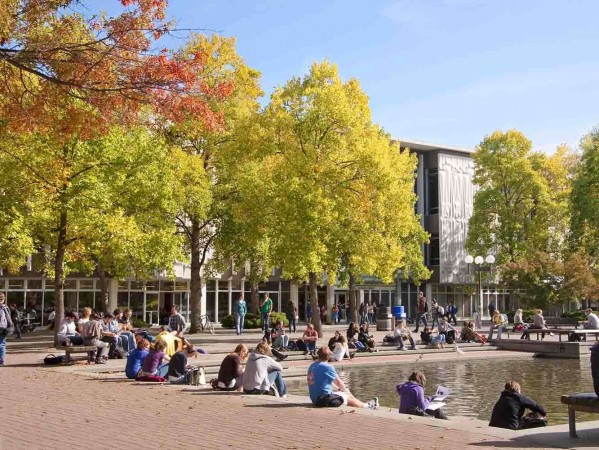 University of Victoria University of Victoria